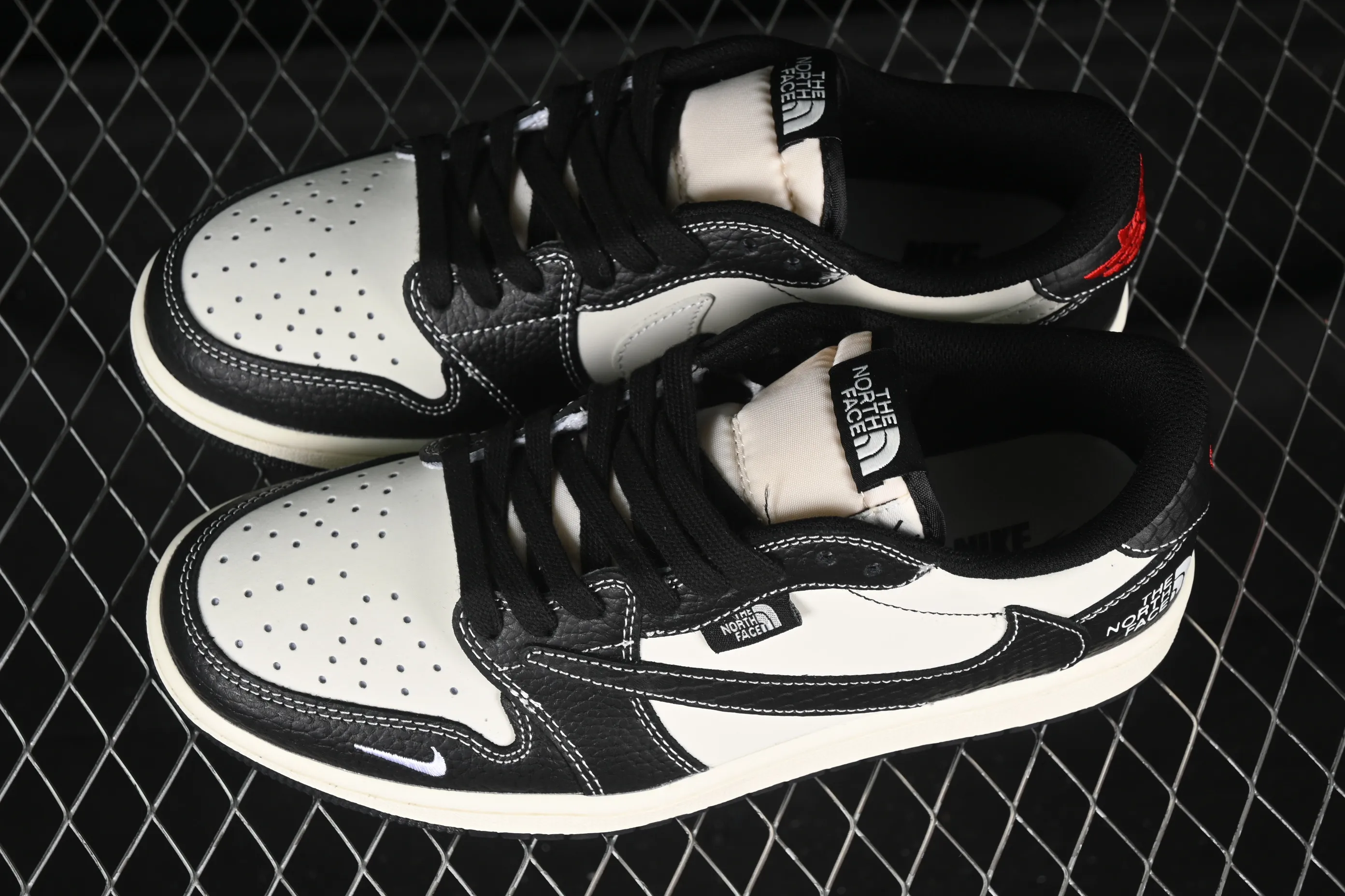 All categories Air Jordan Jordan series basketball shoes Air Jordan 1 Low high-end customized low-top sneakers Air Jordan 1 Low AJ1 Joe 1 North Face joint high-end customized low-top retro basketball shoes XZ5749-007